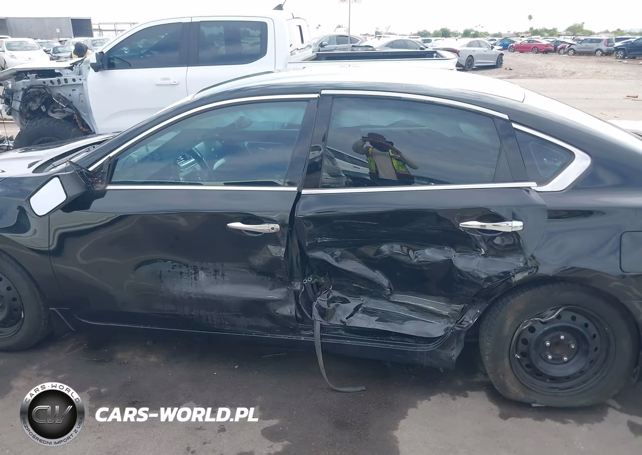 2017 Nissan Altima 2.5 S VIN:1N4AL3AP5HN333498 - 14