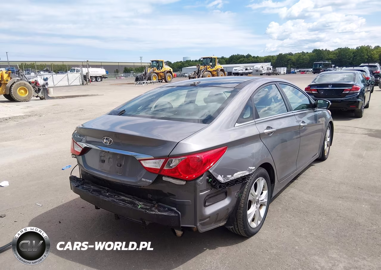 2013 Hyundai Sonata Limited VIN:5NPEC4AC7DH560782 - 4