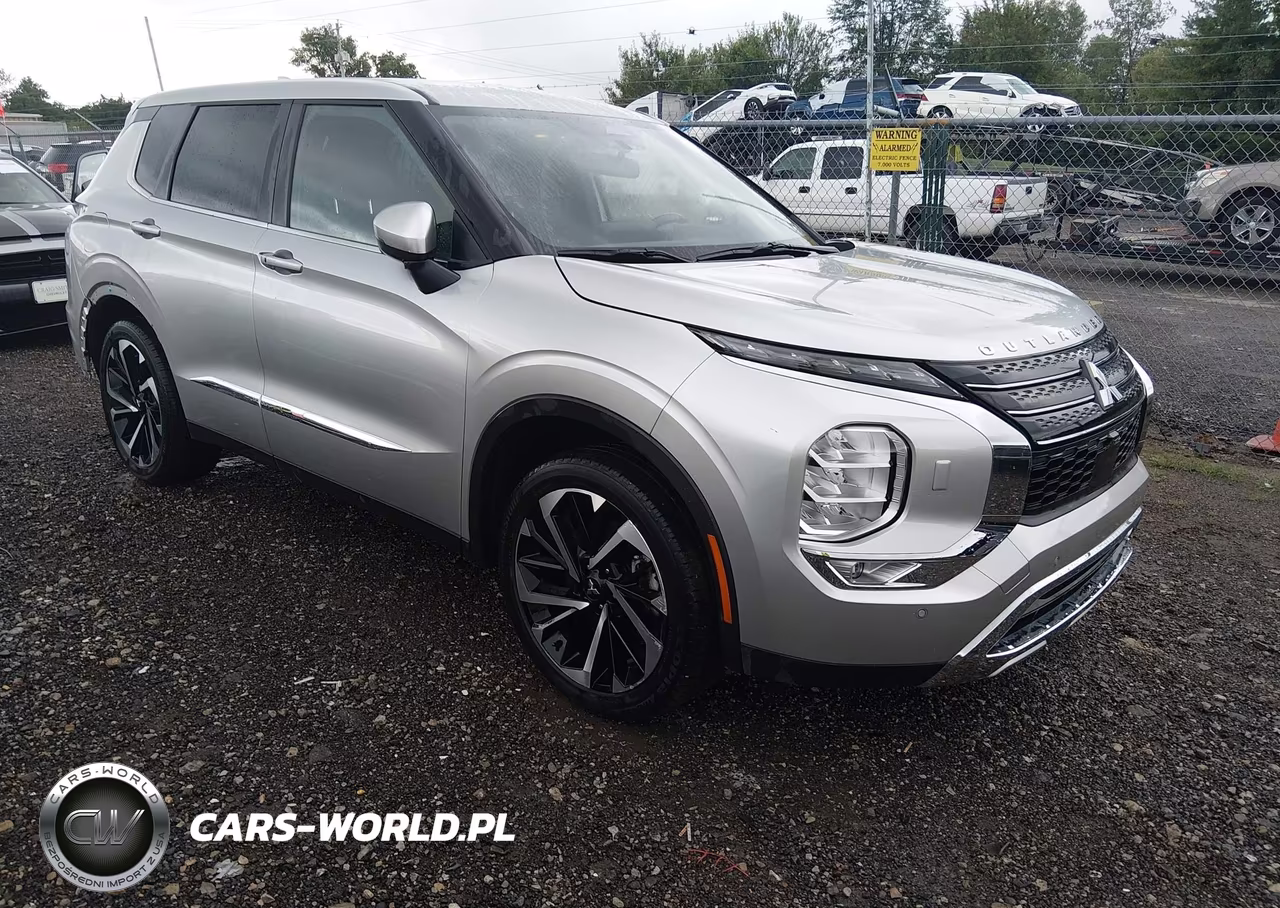 2022 Mitsubishi Outlander Black Edition S-Awc-Se 2.5 S-Awc-Se Launch Edition S-Awc – zdjęcie 1 z 21