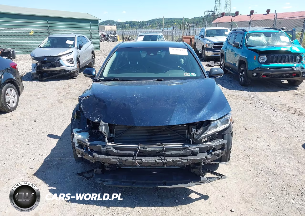 2018 Toyota Camry Se VIN:4T1B11HKXJU522884 - 13