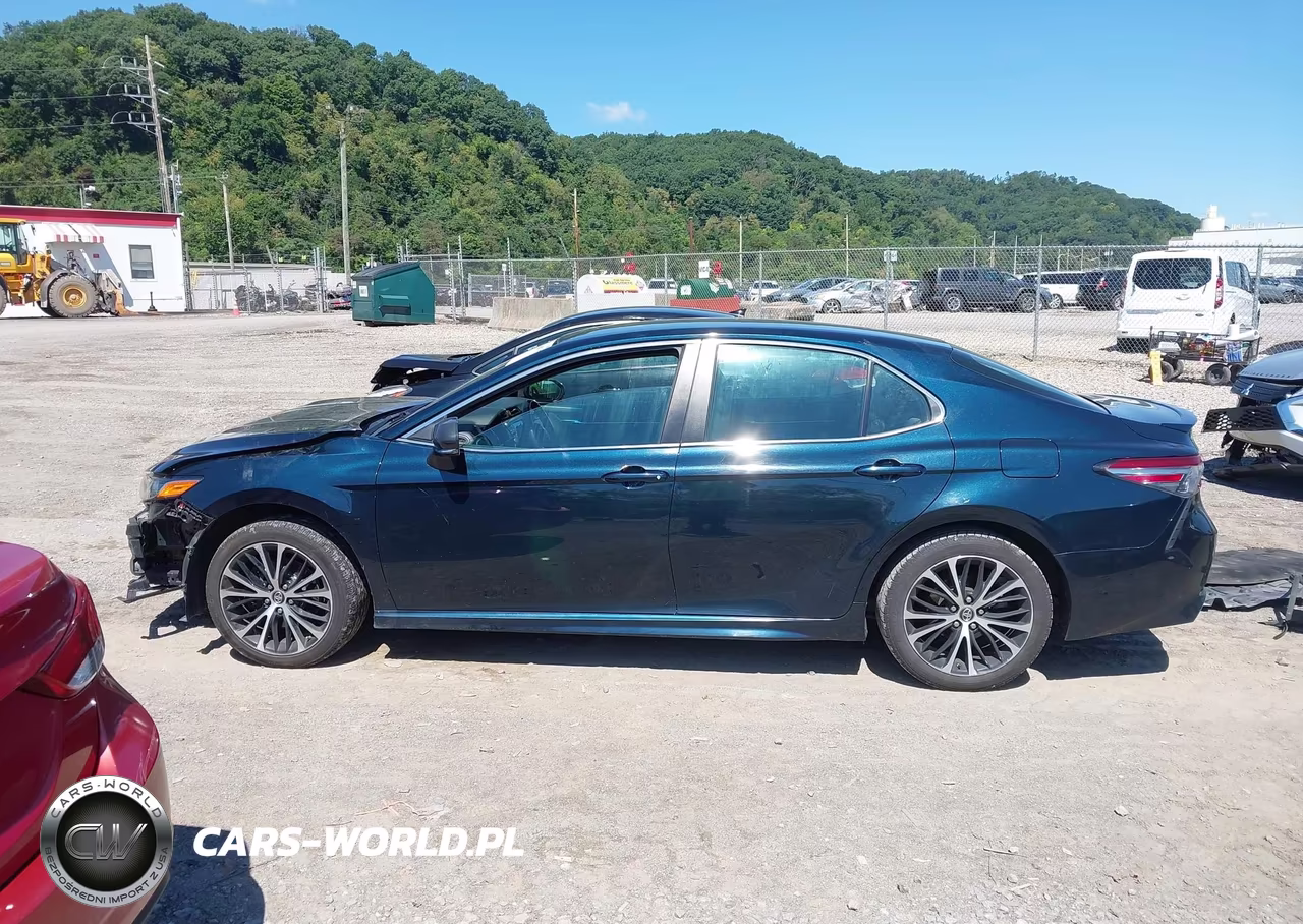 2018 Toyota Camry Se VIN:4T1B11HKXJU522884 - 15