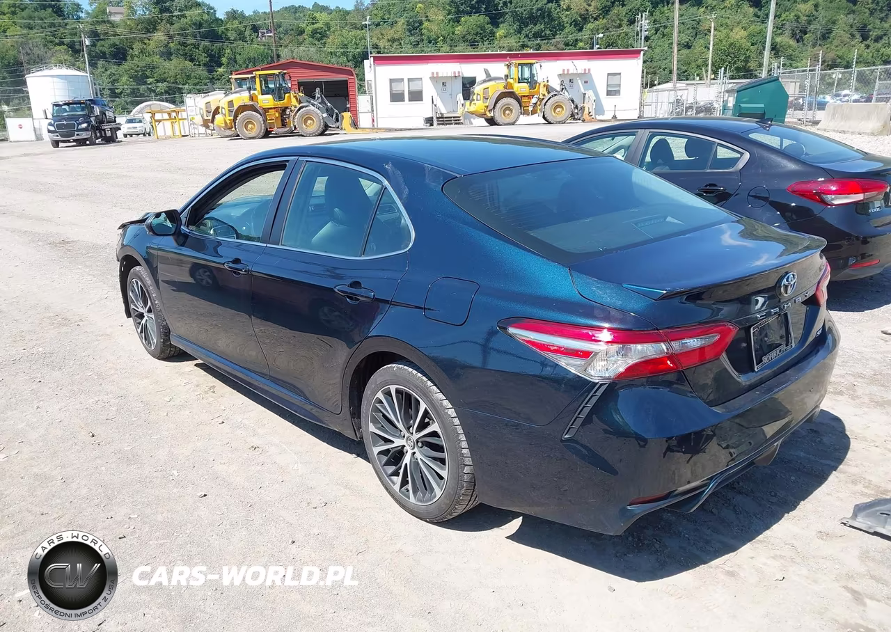 2018 Toyota Camry Se VIN:4T1B11HKXJU522884 - 3