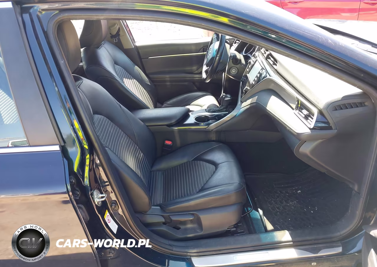 2018 Toyota Camry Se VIN:4T1B11HKXJU522884 - 5