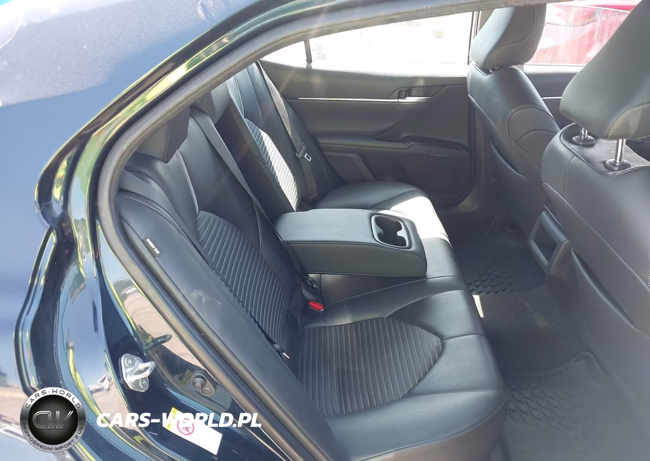 2018 Toyota Camry Se VIN:4T1B11HKXJU522884 - 8