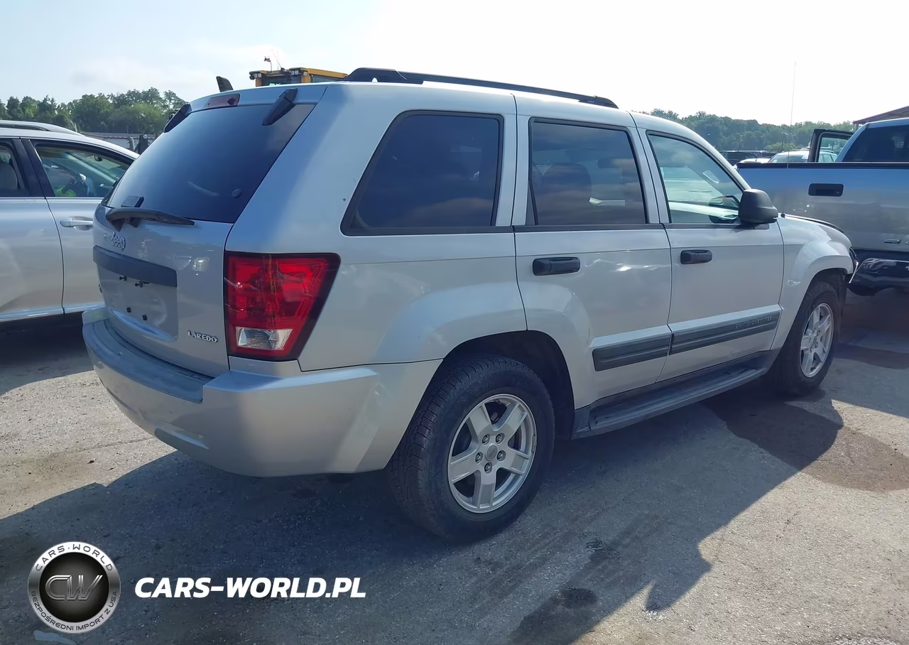 2005 Jeep Grand Cherokee Laredo-Columbia-Freedom VIN:1J4GR48KX5C551196 - 4