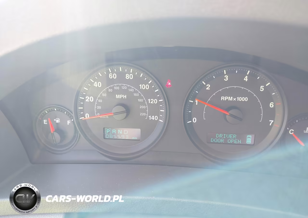 2005 Jeep Grand Cherokee Laredo-Columbia-Freedom VIN:1J4GR48KX5C551196 - 7