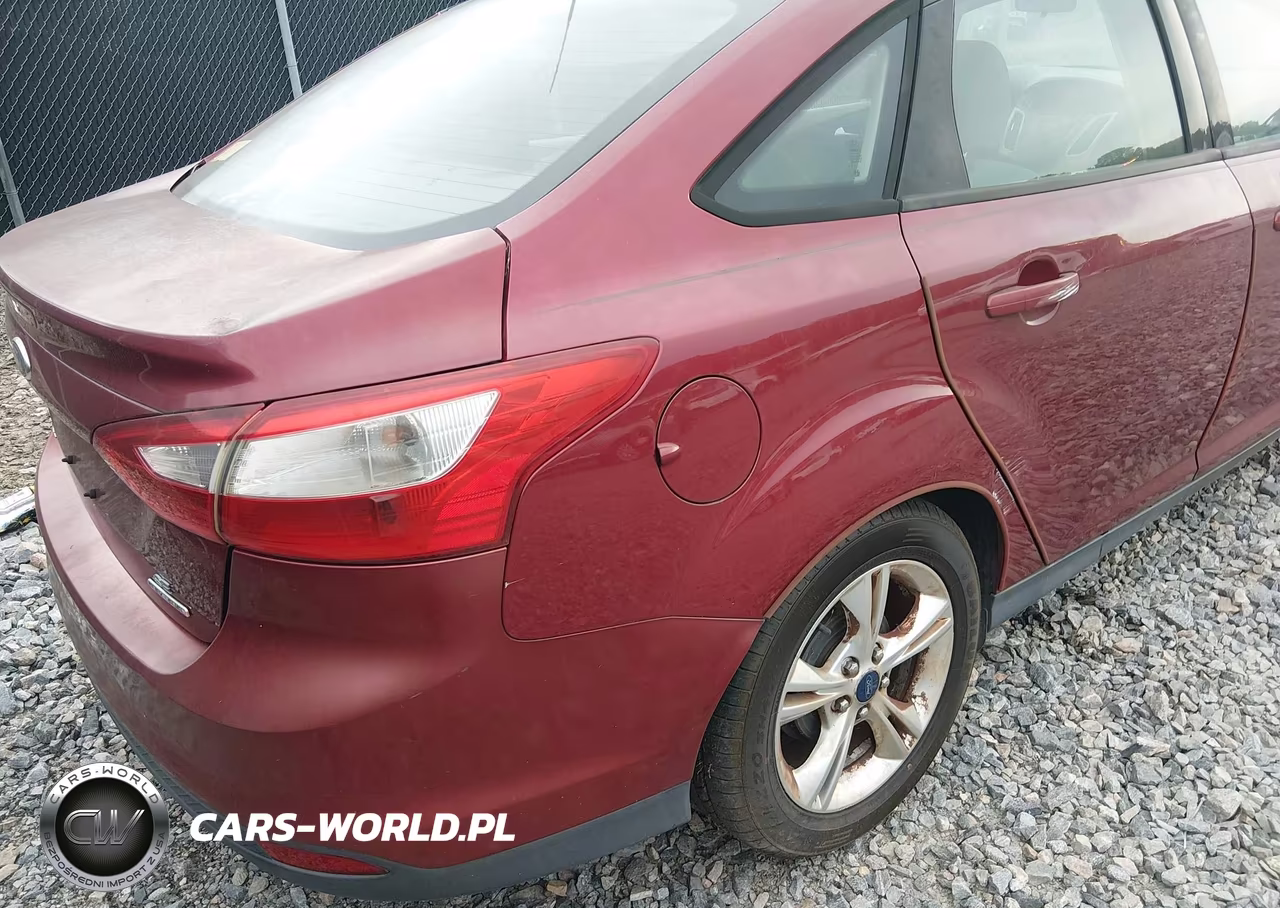 2014 Ford Focus Se VIN:1FADP3F28EL159853 - 6