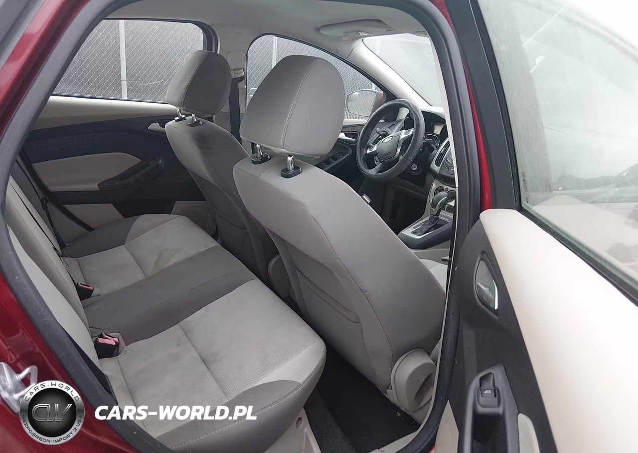2014 Ford Focus Se VIN:1FADP3F28EL159853 - 8