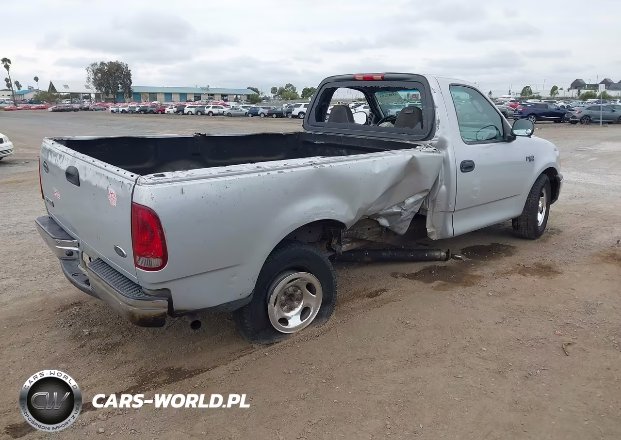 2003 Ford F-150 Xl-Xlt VIN:2FTRF17273CA61393 - 4