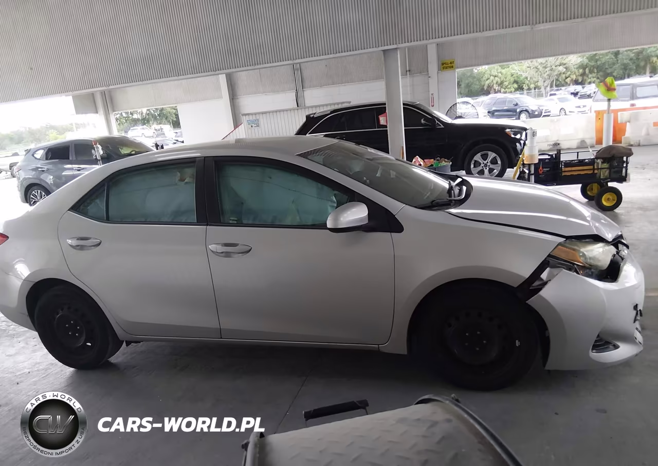 2019 Toyota Corolla Le VIN:2T1BURHE1KC185198 - 14