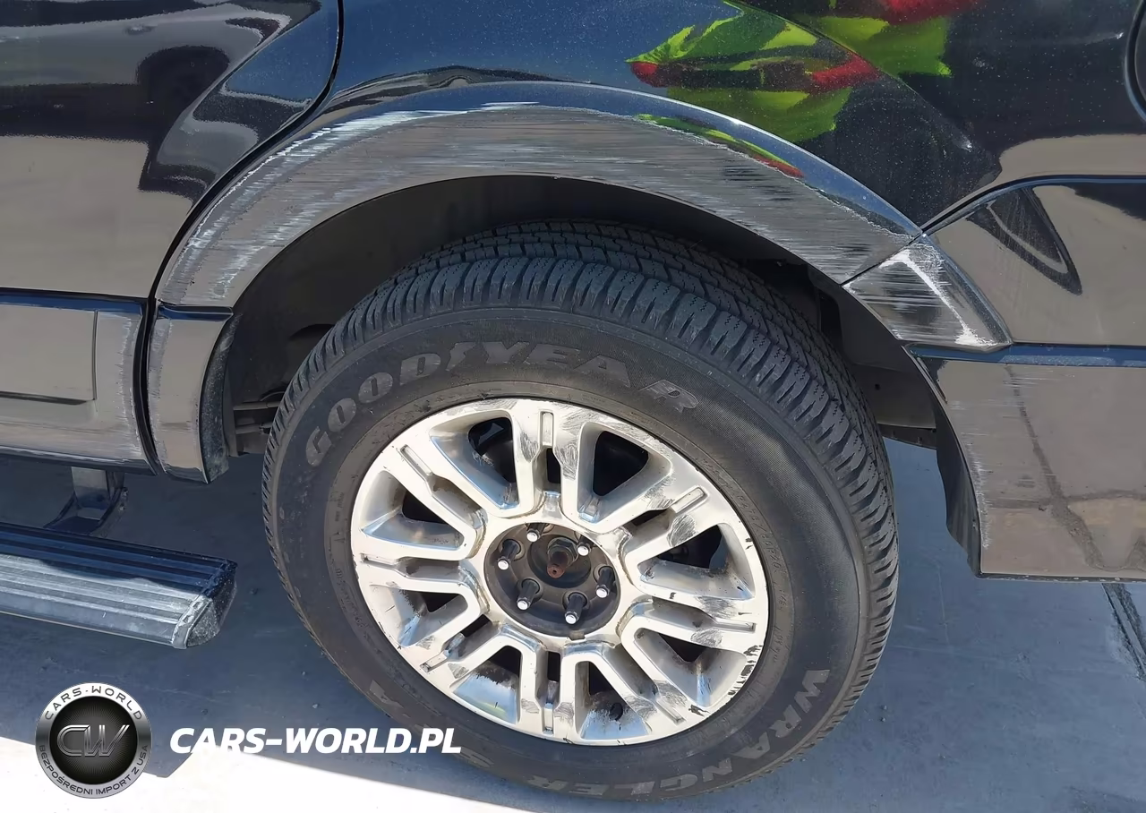 2011 Ford Expedition Limited VIN:1FMJU1K51BEF20779 - 6