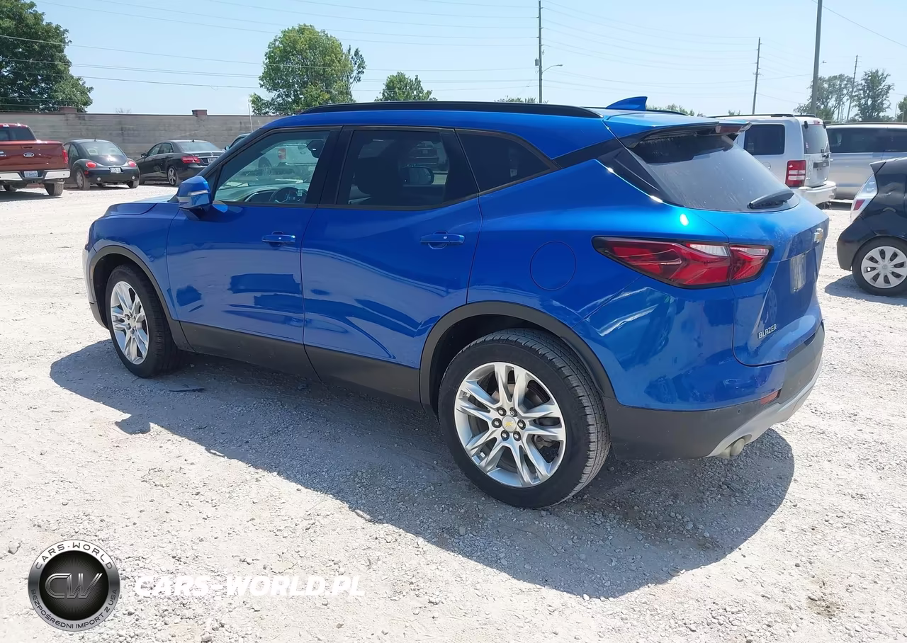 2019 Chevrolet Blazer VIN:3GNKBDRS8KS628194 - 3