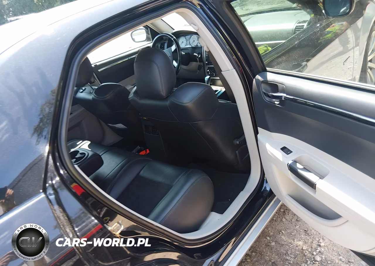 2006 Chrysler 300C Srt8 VIN:2C3LA73W06H386687 - 8