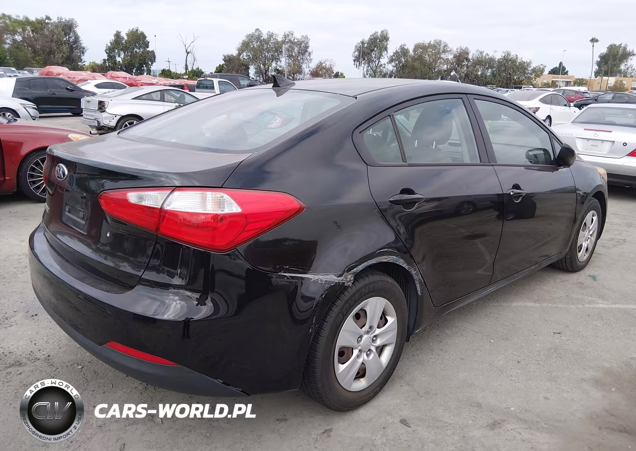 2015 Kia Forte Lx VIN:KNAFK4A6XF5425300 - 4