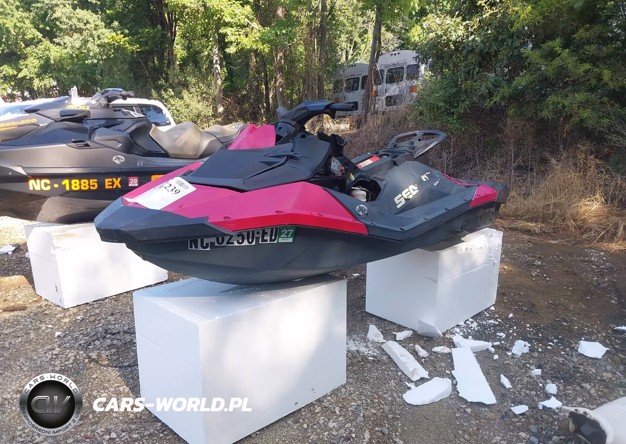 2015 Seadoo Spark VIN:YDV54549C515 - 2