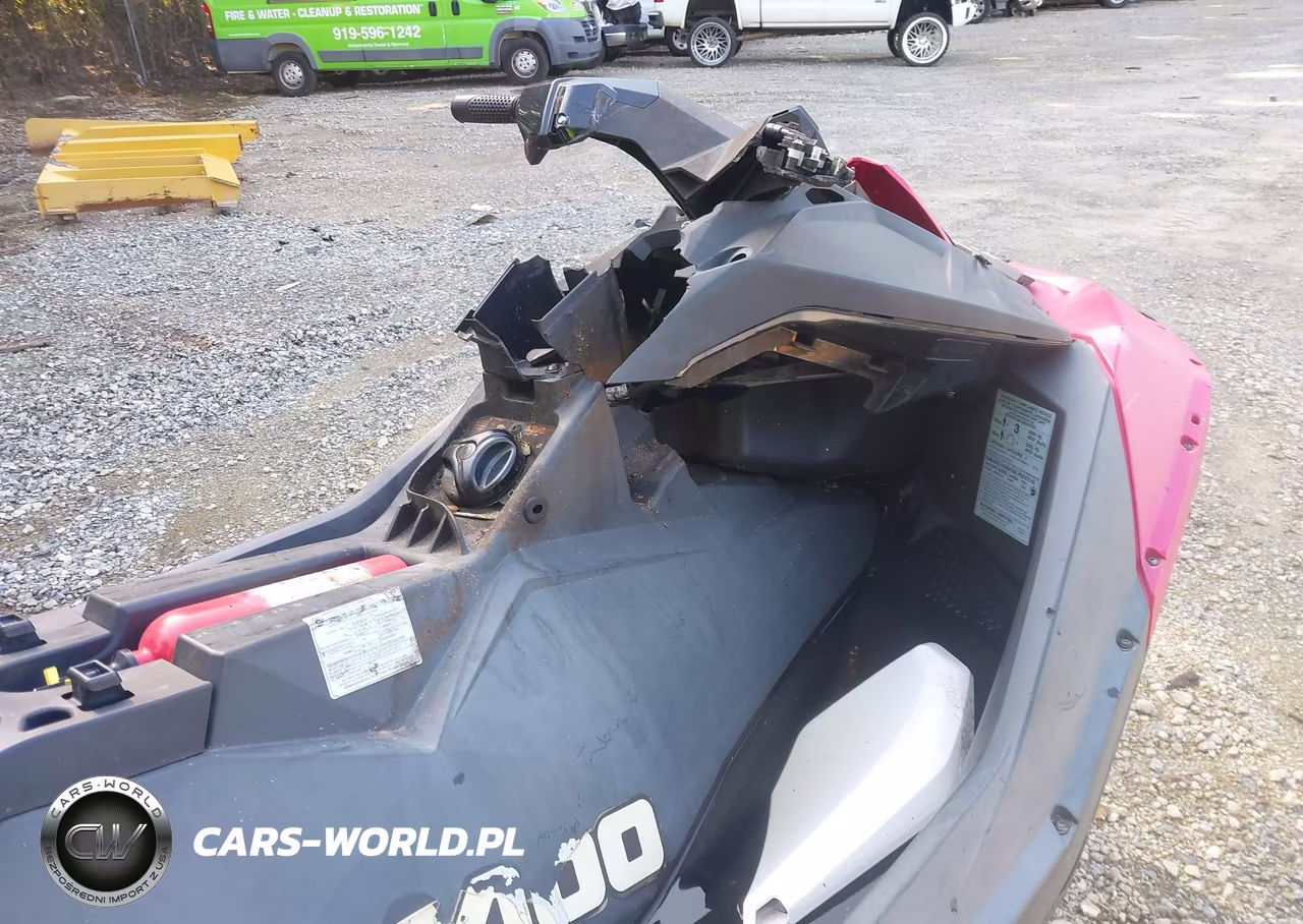 2015 Seadoo Spark VIN:YDV54549C515 - 5