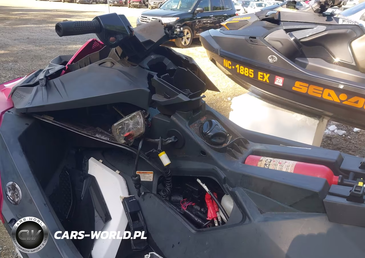 2015 Seadoo Spark VIN:YDV54549C515 - 6
