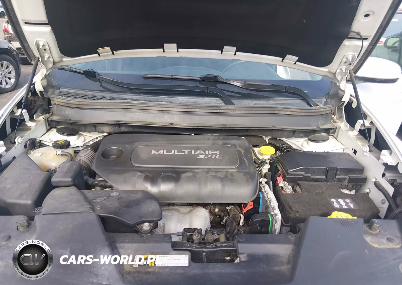 2016 Jeep Cherokee Latitude VIN:1C4PJMCB4GW183068 - 10