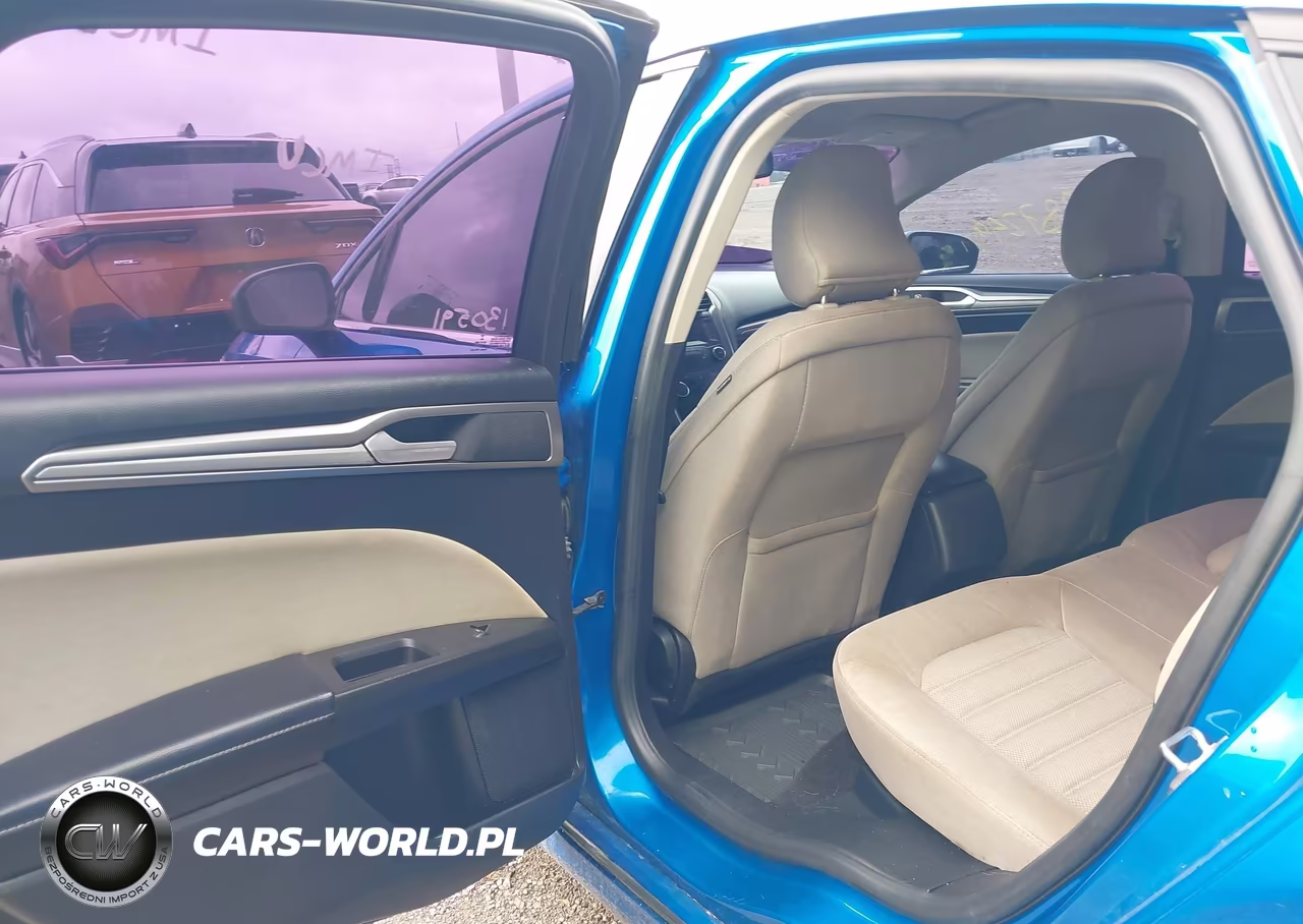 2019 Ford Fusion S VIN:3FA6P0G74KR130591 - 8