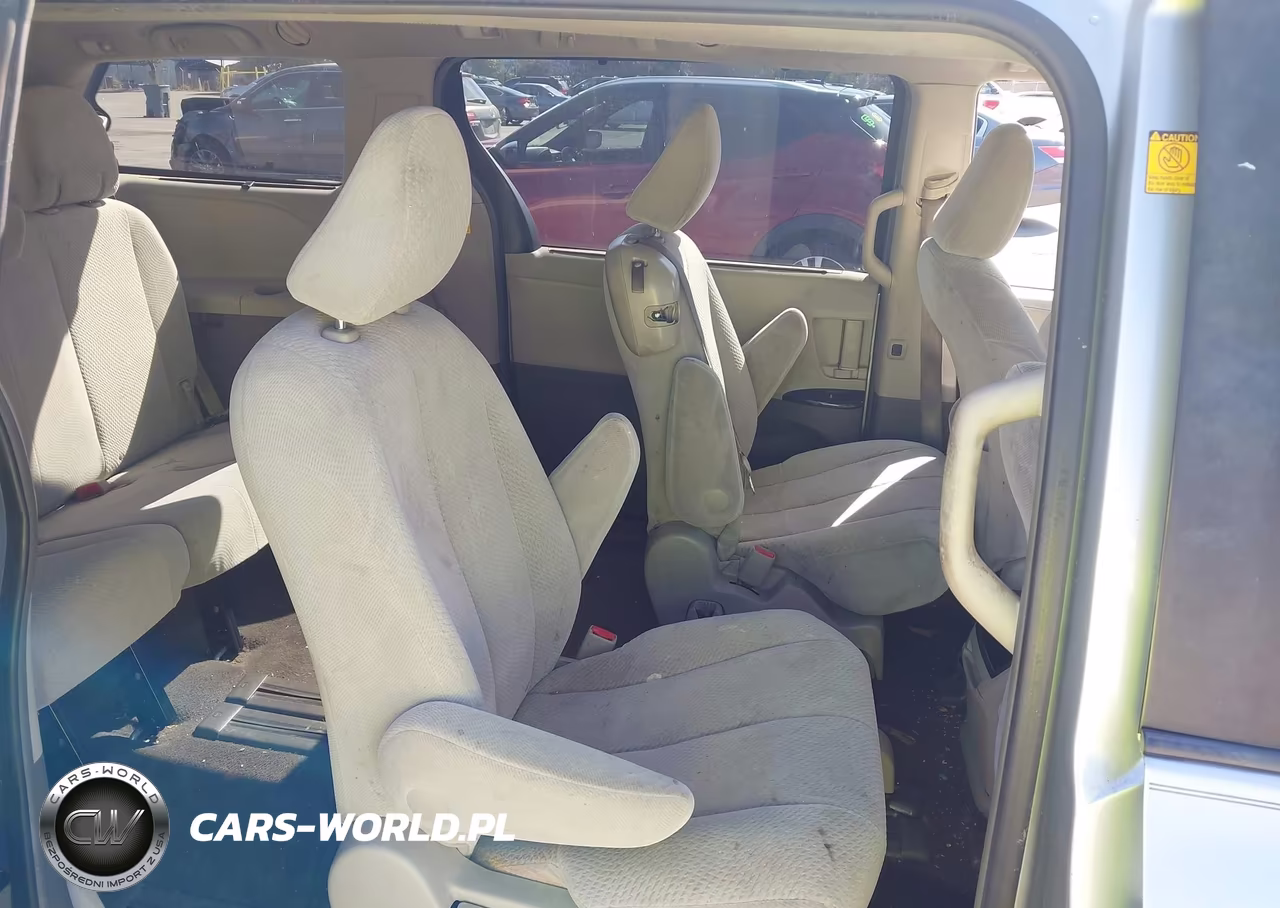 2011 Toyota Sienna Le V6 VIN:5TDKK3DC3BS073324 - 8