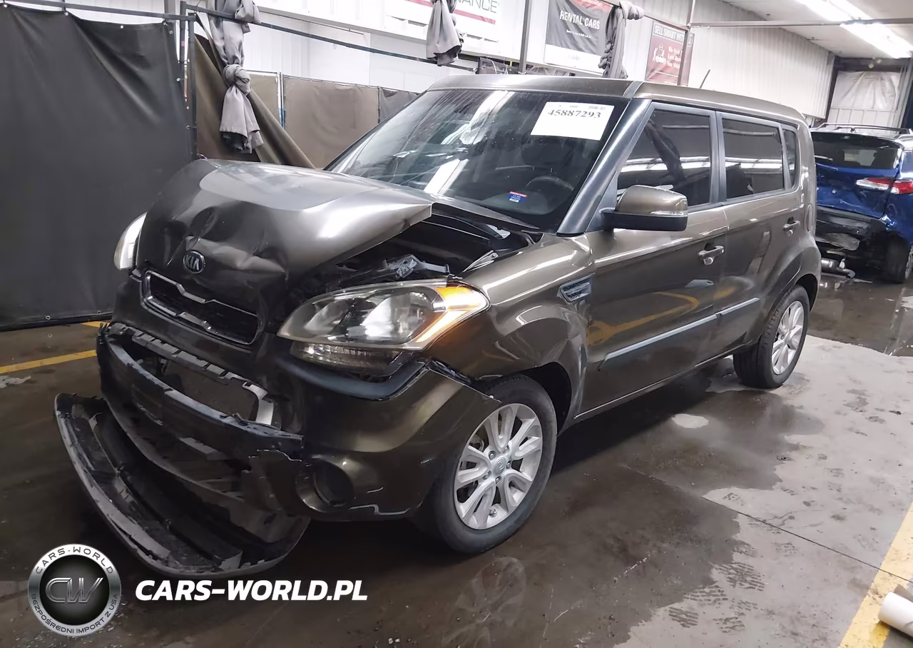 2013 Kia Soul + VIN:KNDJT2A61D7557443 - 2