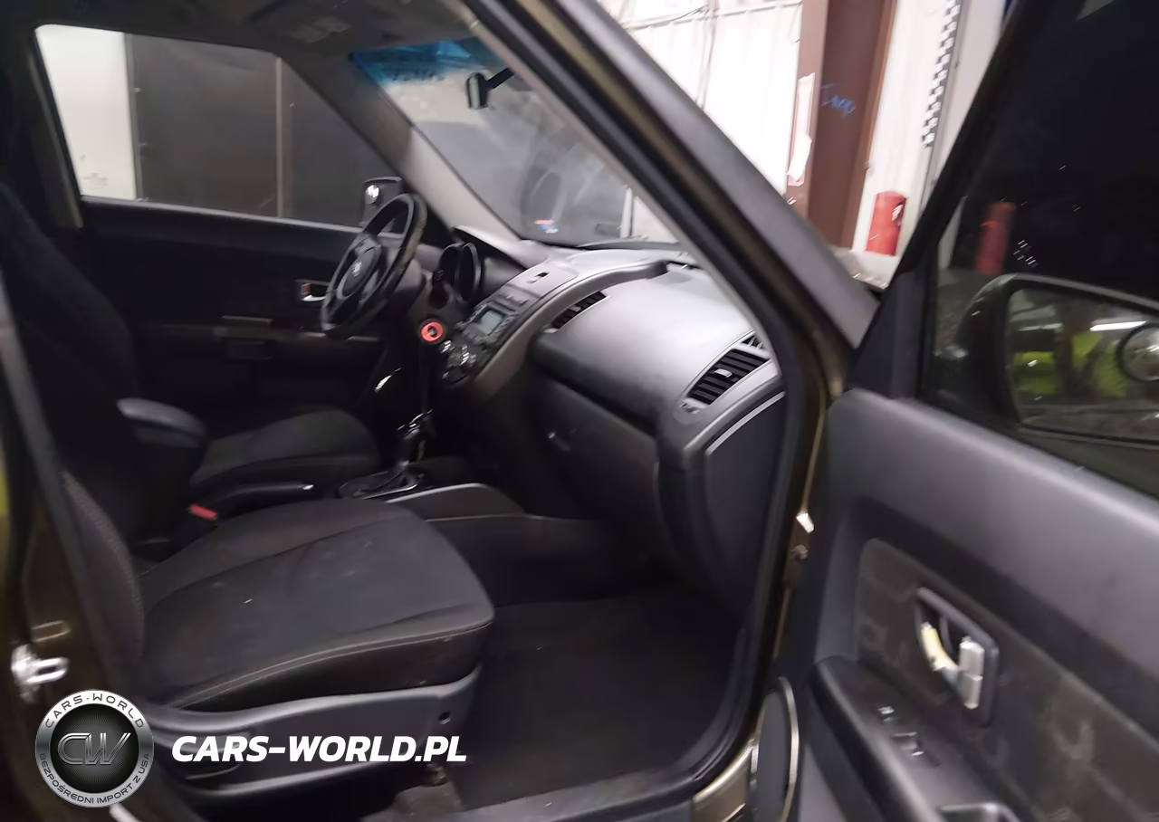 2013 Kia Soul + VIN:KNDJT2A61D7557443 - 5