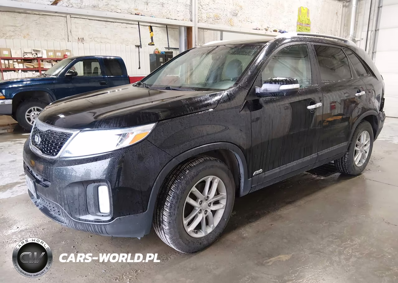 2015 Kia Sorento Lx VIN:5XYKTCA65FG587335 - 2