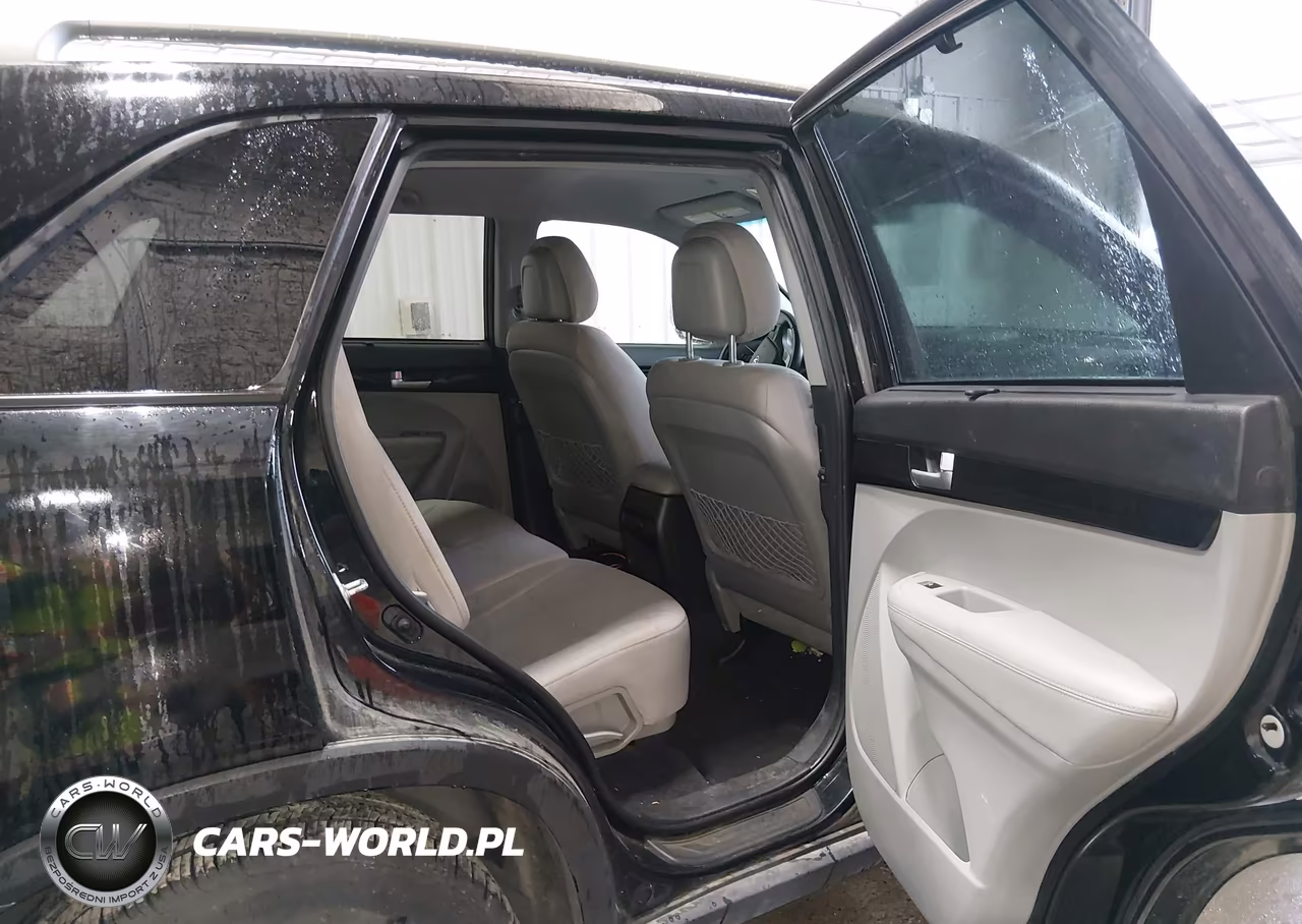 2015 Kia Sorento Lx VIN:5XYKTCA65FG587335 - 8