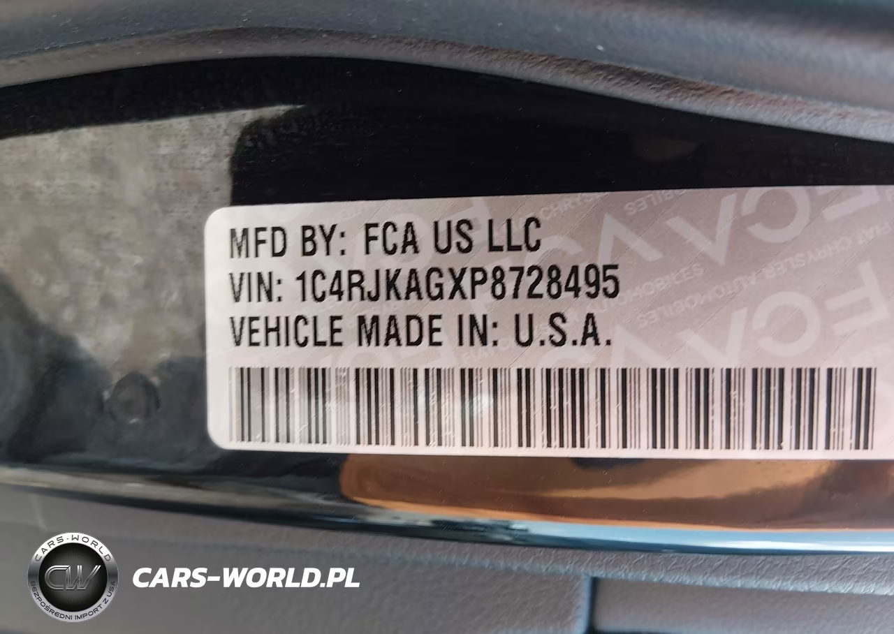 2023 Jeep Grand Cherokee L Laredo 4X4 VIN:1C4RJKAGXP8728495 - 9