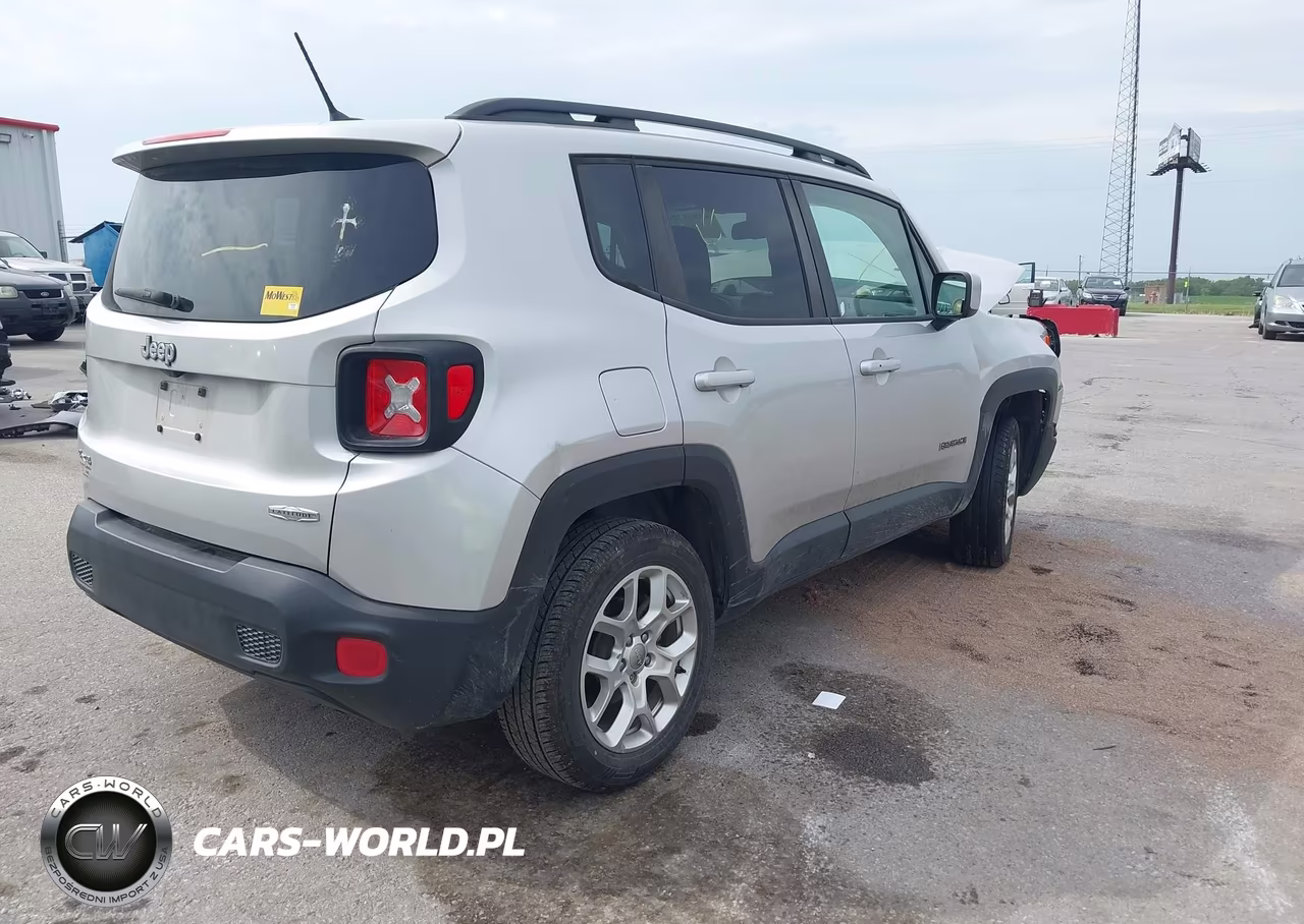 2016 Jeep Renegade Latitude VIN:ZACCJBBT7GPD70556 - 4