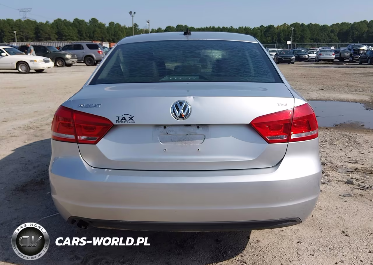 2015 Volkswagen Passat 1.8T Limited Edition VIN:1VWAS7A34FC111428 - 16