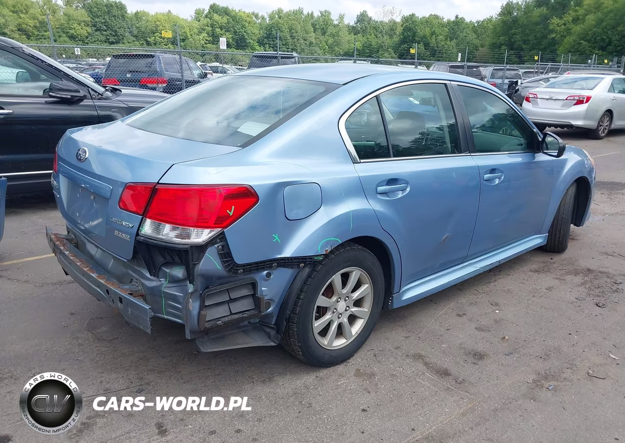 2010 Subaru Legacy 2.5I VIN:4S3BMBA68A3229943 - 4