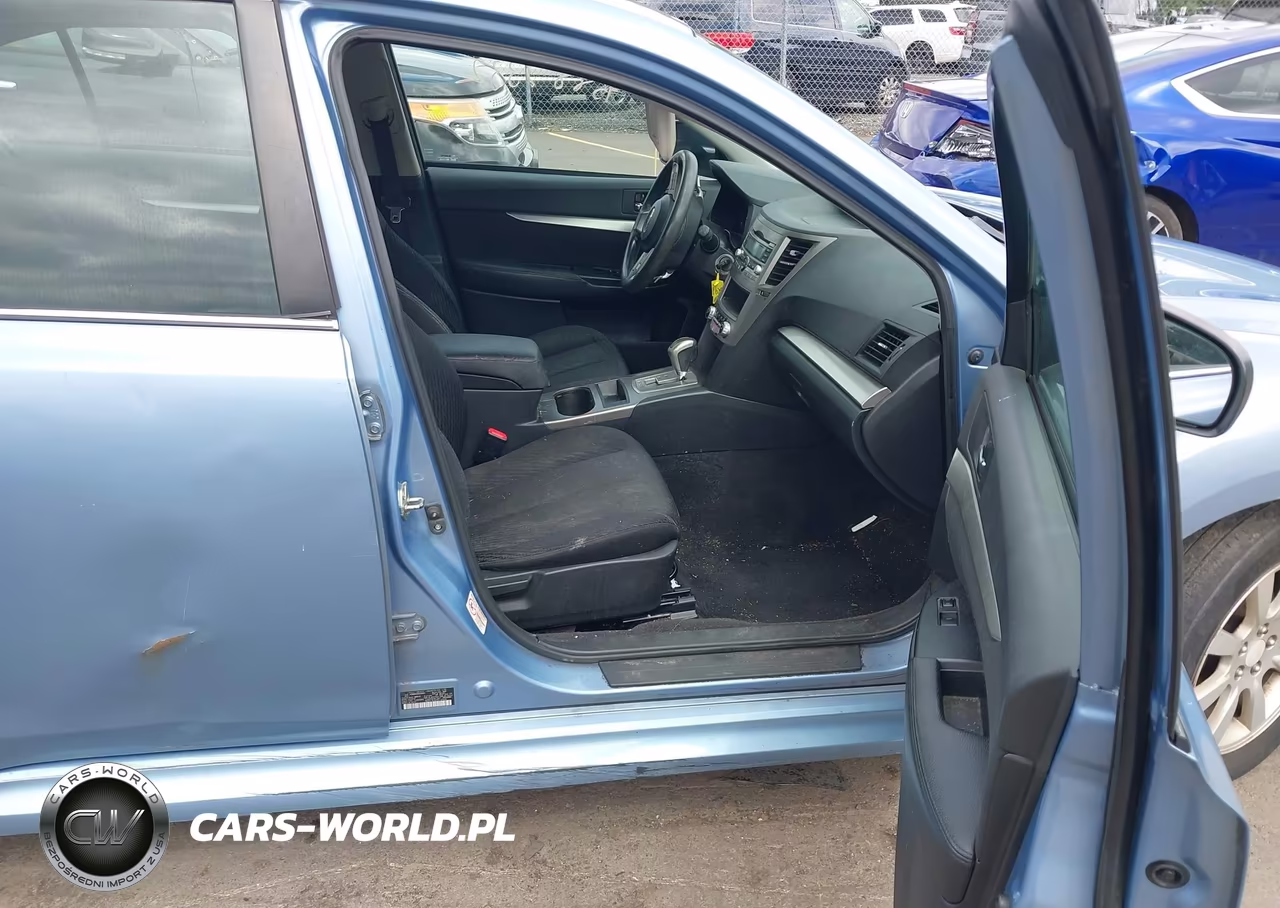 2010 Subaru Legacy 2.5I VIN:4S3BMBA68A3229943 - 5