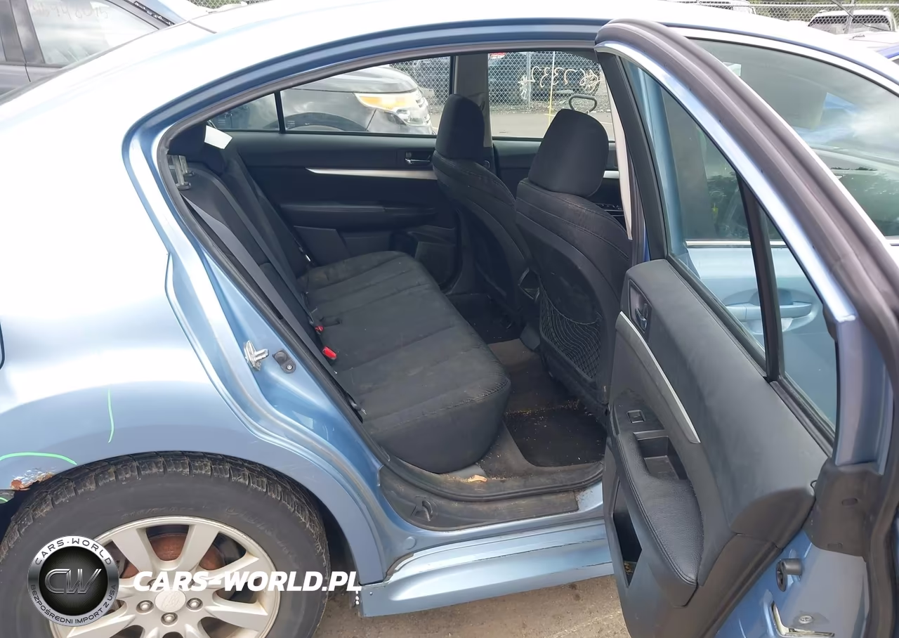 2010 Subaru Legacy 2.5I VIN:4S3BMBA68A3229943 - 8