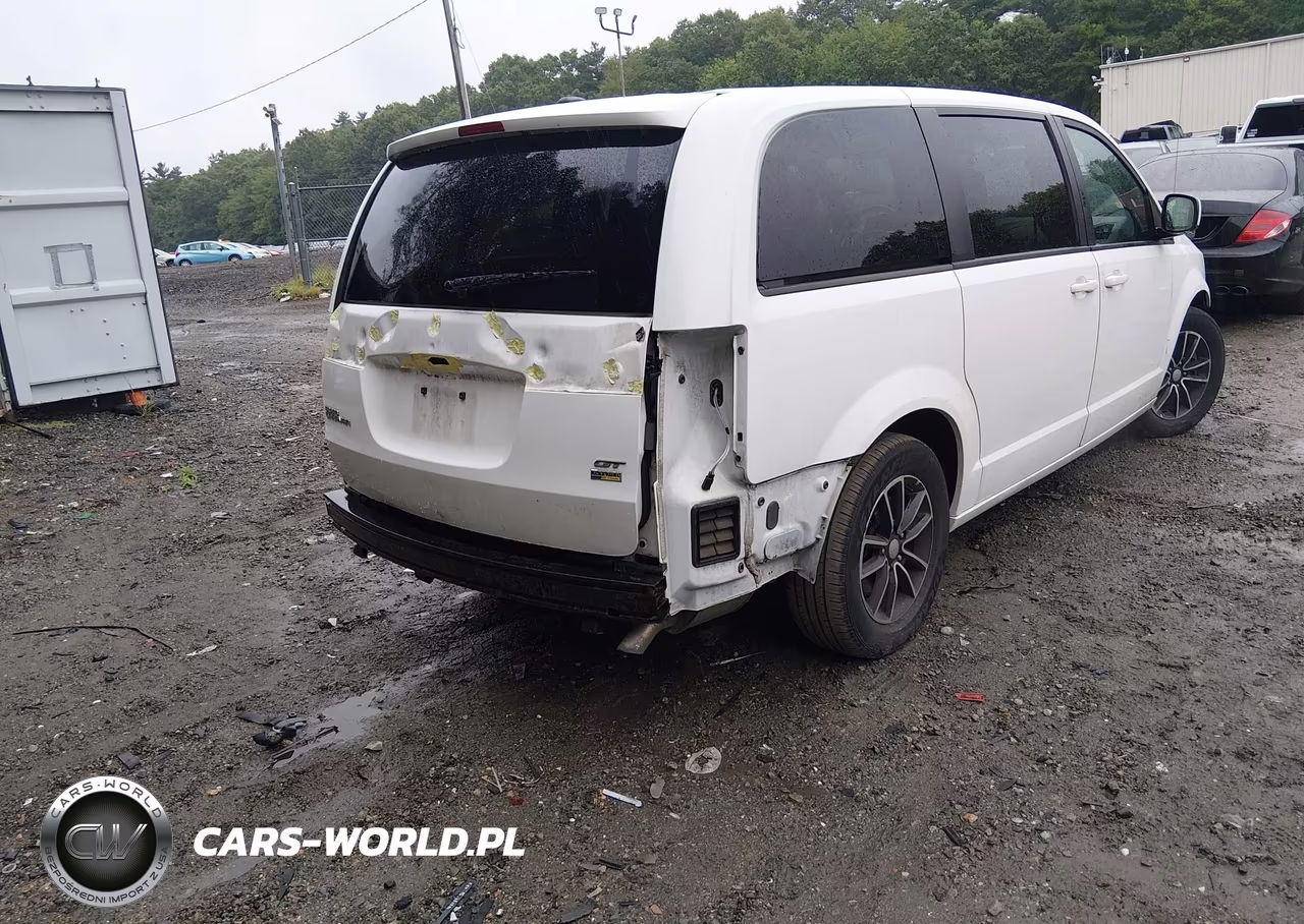 2019 Dodge Grand Caravan Gt VIN:2C4RDGEGXKR538143 - 4