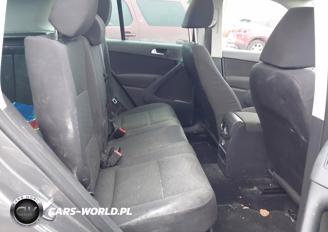 2012 Volkswagen Tiguan S VIN:WVGAV7AX6CW088320 - 8