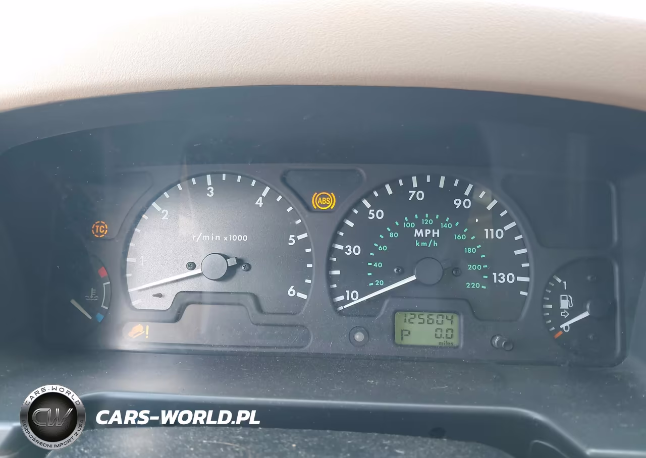 2000 Land Rover Discovery Series Ii Cloth-Series Ii Leather VIN:SALTY1247YA262365 - 7