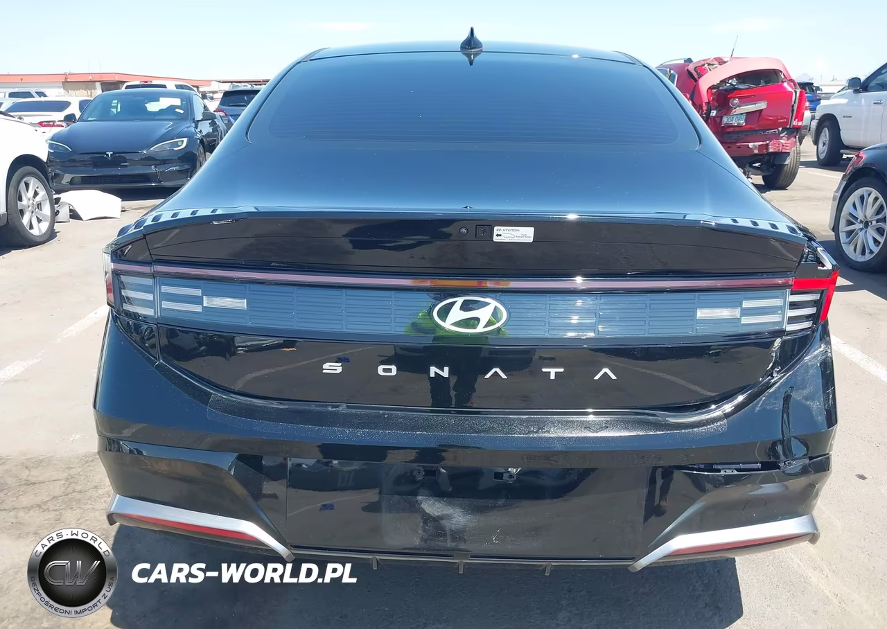 2025 Hyundai Sonata Sel VIN:KMHL64JA2SA507758 - 17