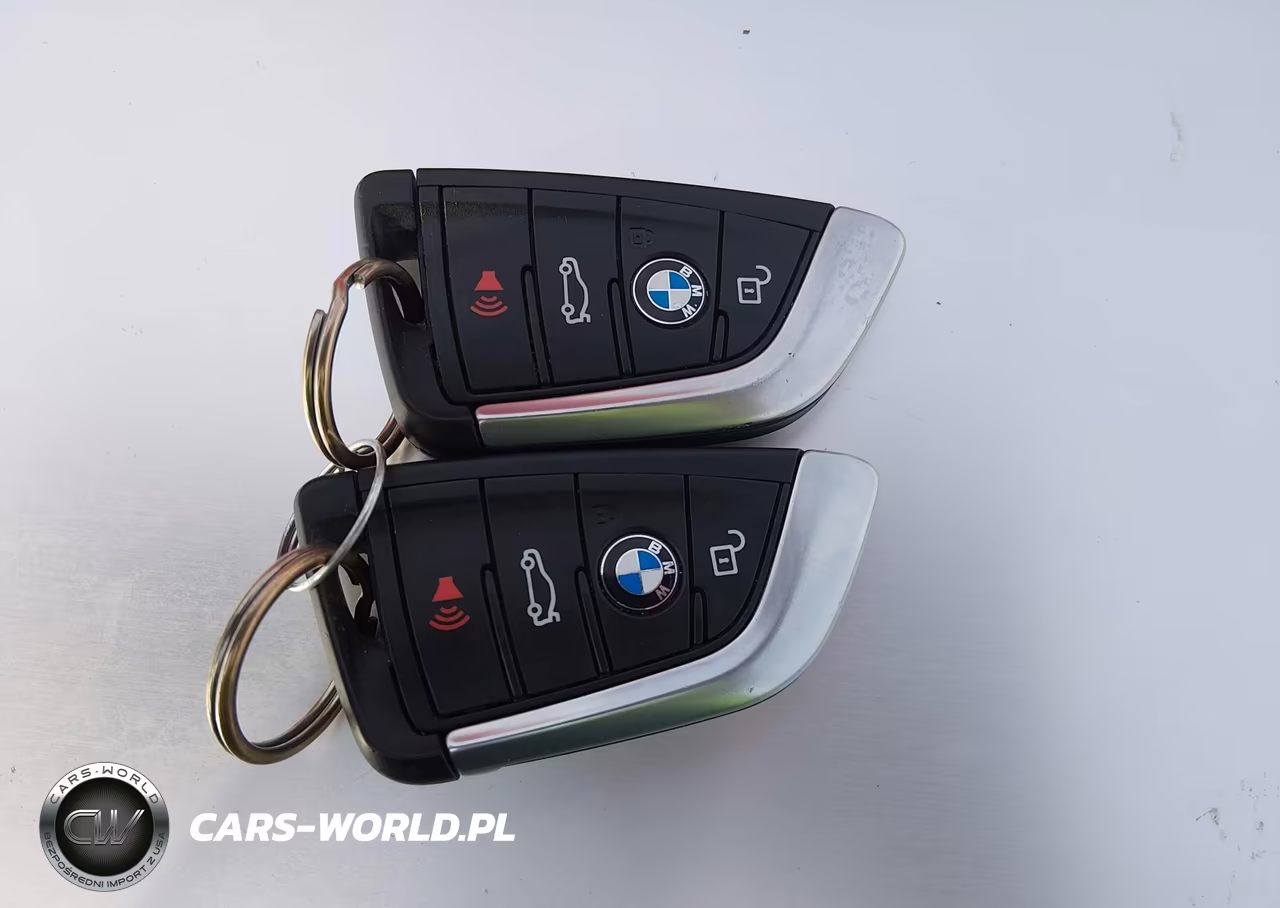 2020 BMW X3 xDrive30I VIN:5UXTY5C04LLT32782 - 11