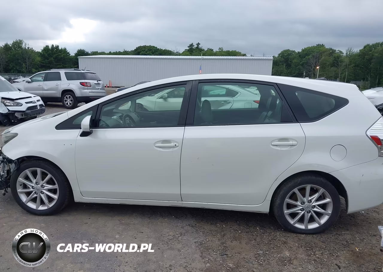 2014 Toyota Prius V Five VIN:JTDZN3EU9E3322955 - 15
