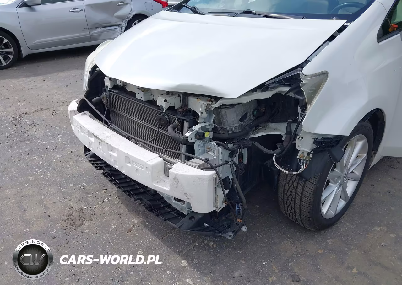 2014 Toyota Prius V Five VIN:JTDZN3EU9E3322955 - 6