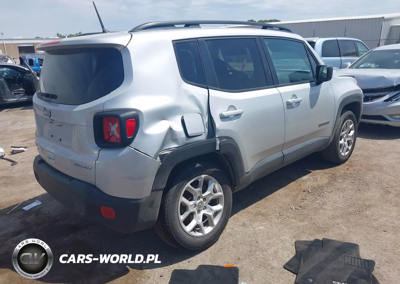2018 Jeep Renegade Sport 4X4 VIN:ZACCJBAB8JPJ31935 - 4