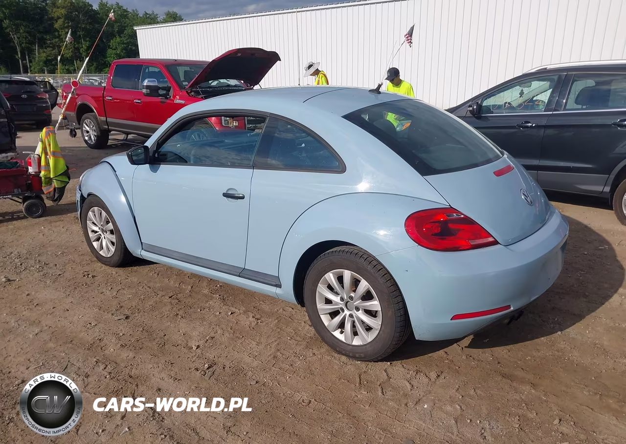 2015 Volkswagen Beetle 1.8T Fleet Edition VIN:3VWF17AT2FM638889 - 3