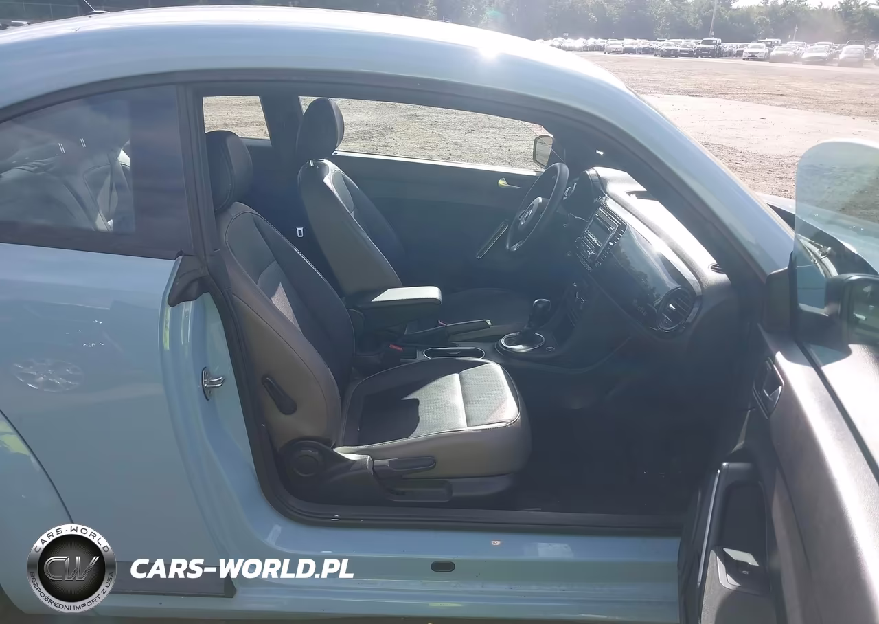 2015 Volkswagen Beetle 1.8T Fleet Edition VIN:3VWF17AT2FM638889 - 5