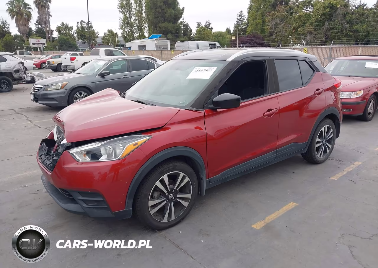 2019 Nissan Kicks Sv VIN:3N1CP5CU5KL505867 - 2