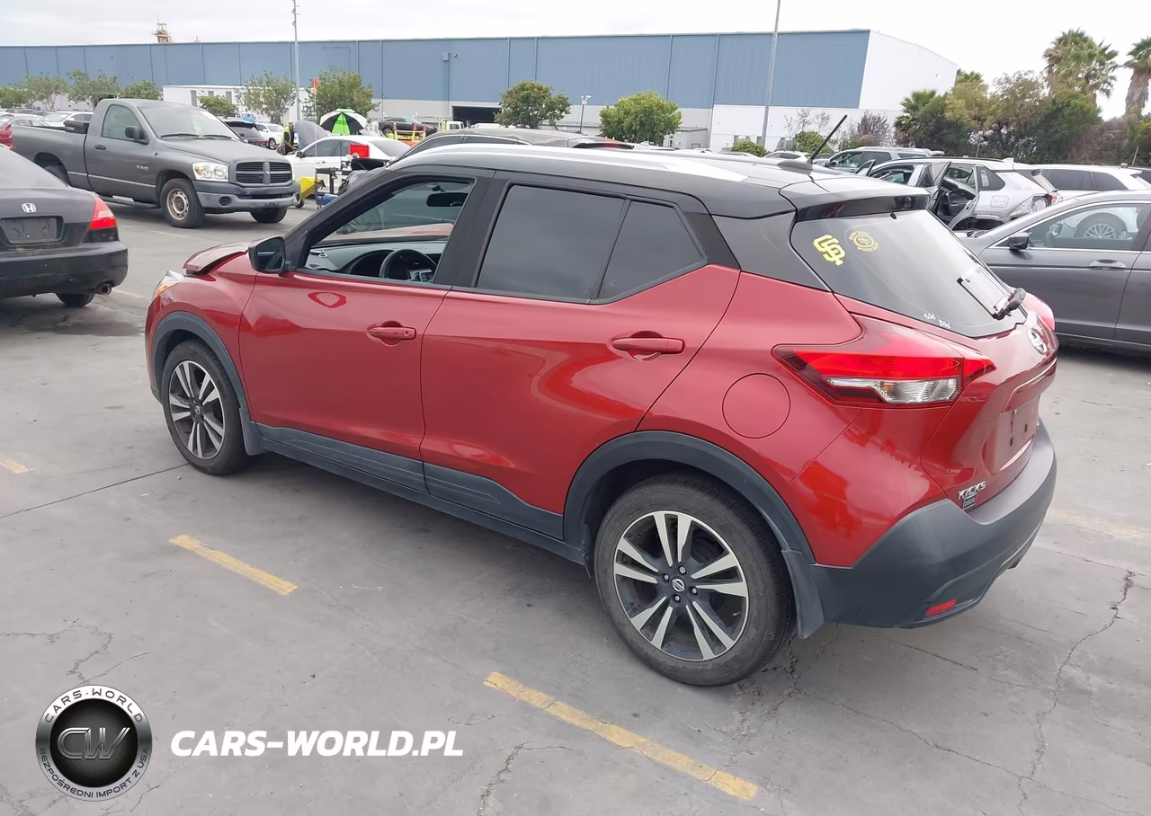 2019 Nissan Kicks Sv VIN:3N1CP5CU5KL505867 - 3