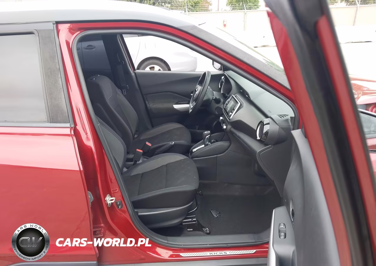 2019 Nissan Kicks Sv VIN:3N1CP5CU5KL505867 - 5