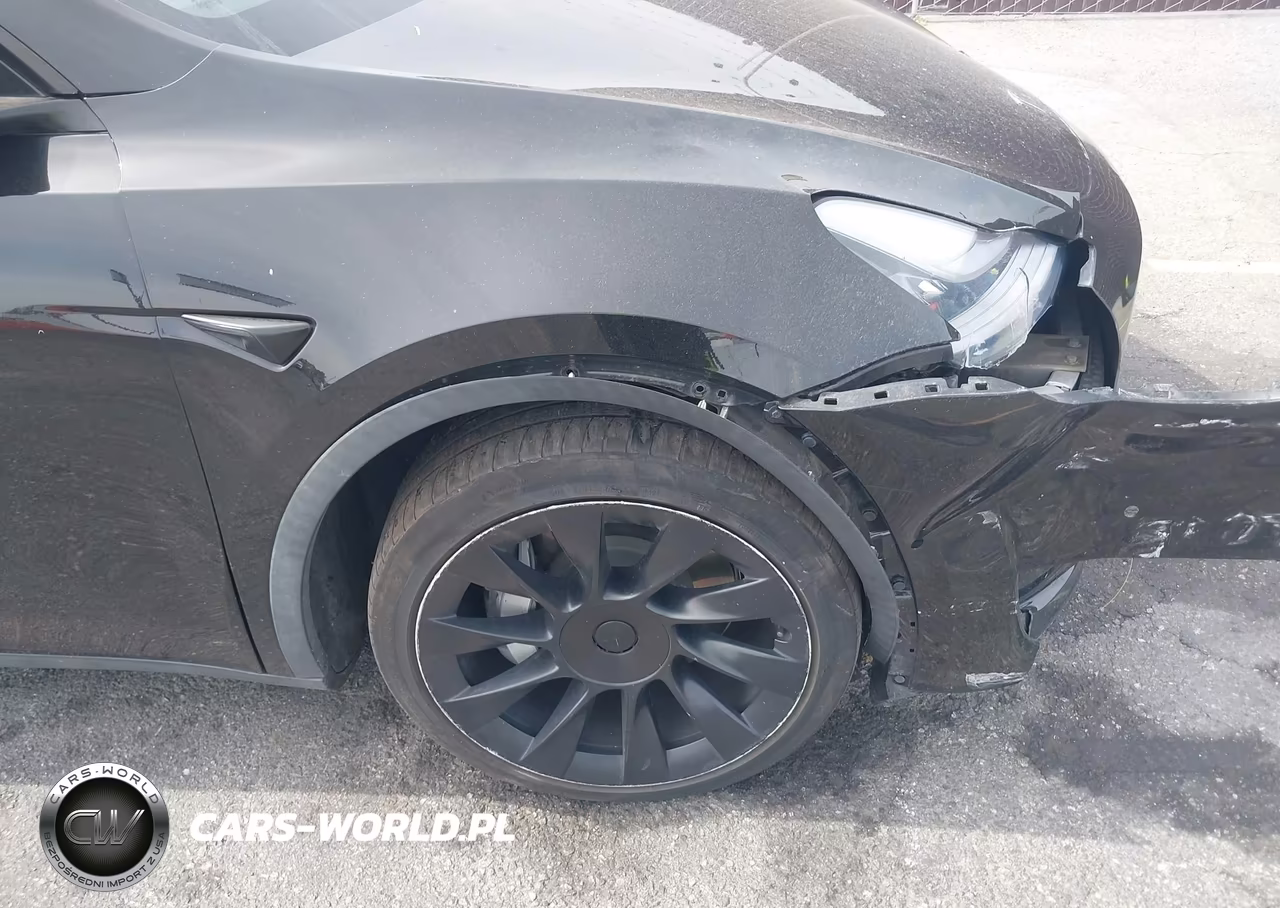 2021 Tesla Model Y Long Range Dual Motor All-Wheel Drive VIN:5YJYGDEE8MF160595 - 18
