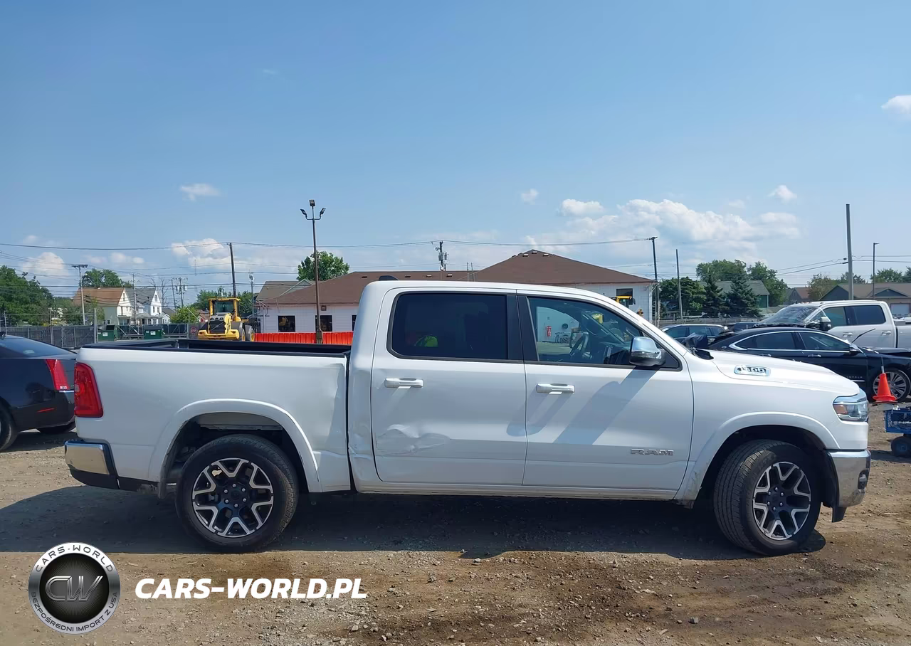 2026 Ram 1500 Laramie 4X4 5'7 Box VIN:1C6SRFJP6TN307233 - 13