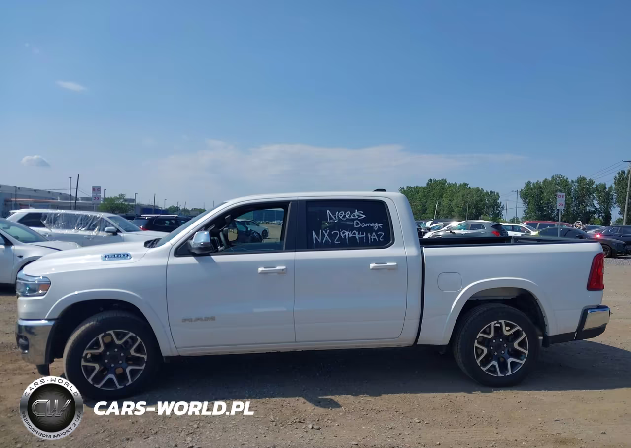 2026 Ram 1500 Laramie 4X4 5'7 Box VIN:1C6SRFJP6TN307233 - 14